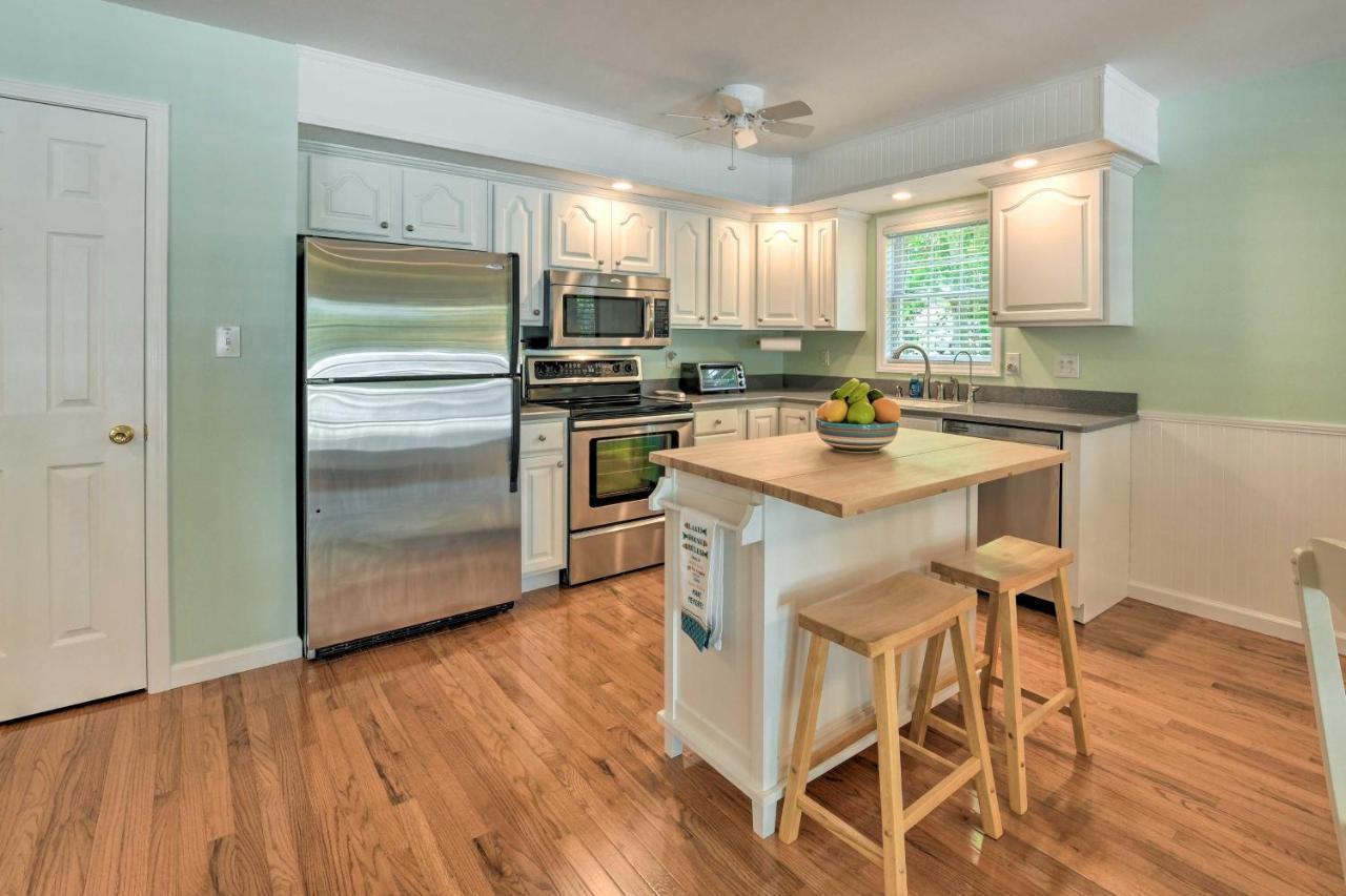 Lake Norman Retreat With Dock About 1 Mi To Marina! Mooresville Eksteriør bilde